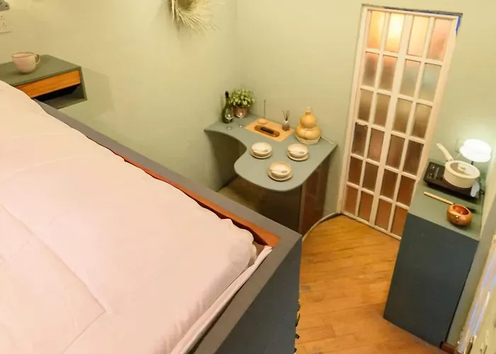 Artful Mexican Tiny In Condesa Escandon Apartment